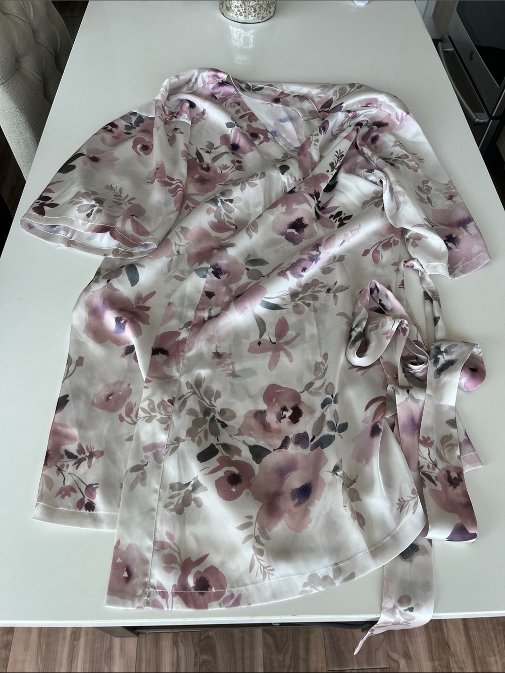 Jenny Yoo Floral Satin Robe in White and Dusty Pink